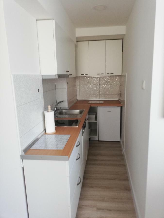 Guest House Micin Vodice Bagian luar foto